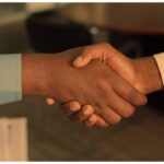 Guía práctica para negociar efectivamente con inversionistas
